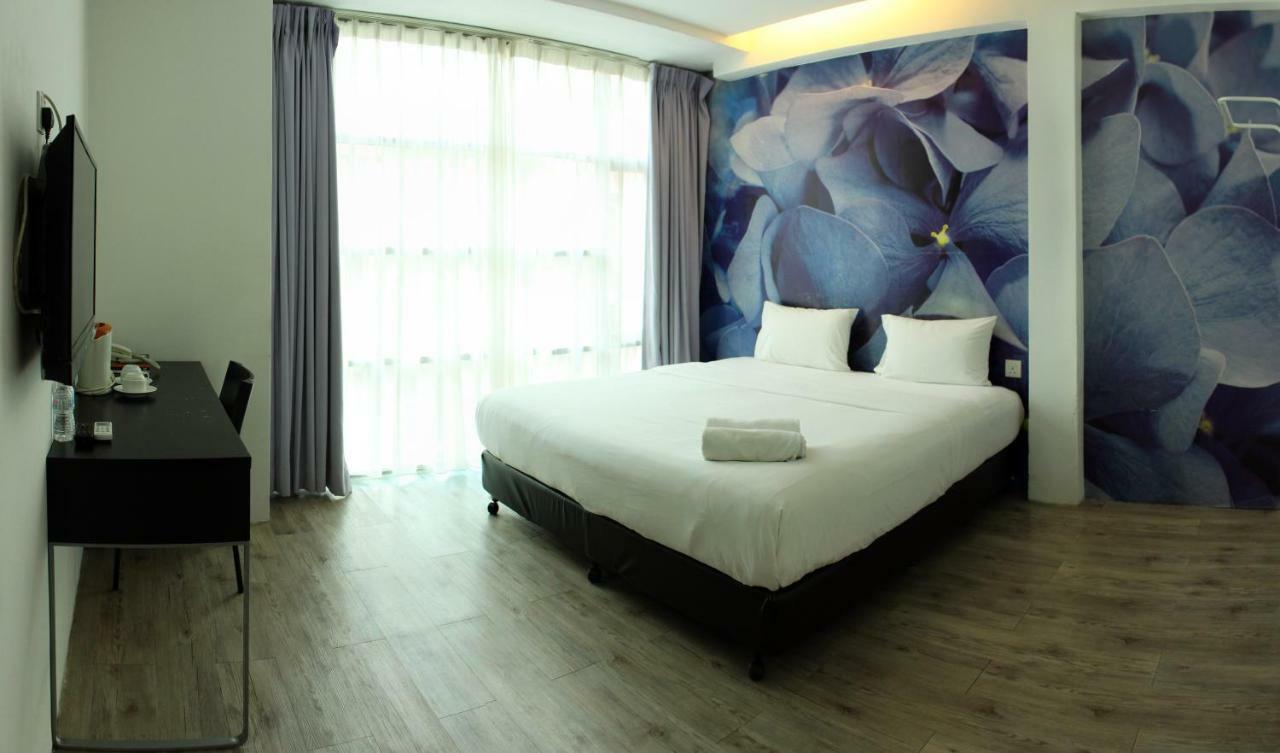 V Garden Hotel Kuala Lumpur Bagian luar foto
